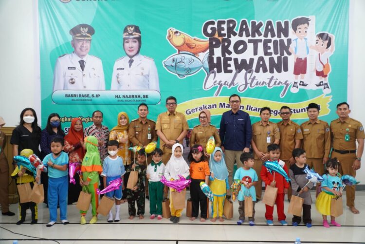 Komitmen Turunkan Stunting, Kelurahan Gunung Elai Galakkan Gerakan Makan Ikan
