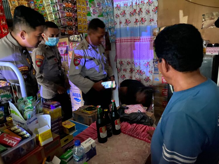 Belasan Bir dan Satu Botol Anggur Diamankan dari 5 Lokasi di Bontang