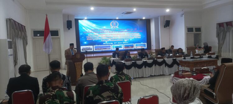 DPRD Bontang Sahkan Raperda Pertanggungjawaban APBD TA 2022 menjadi Perda