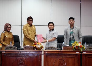 DPRD Terima Tanggapan Wali Kota atas Dua Raperda tentang RDTR dan Peraturan Zonasi