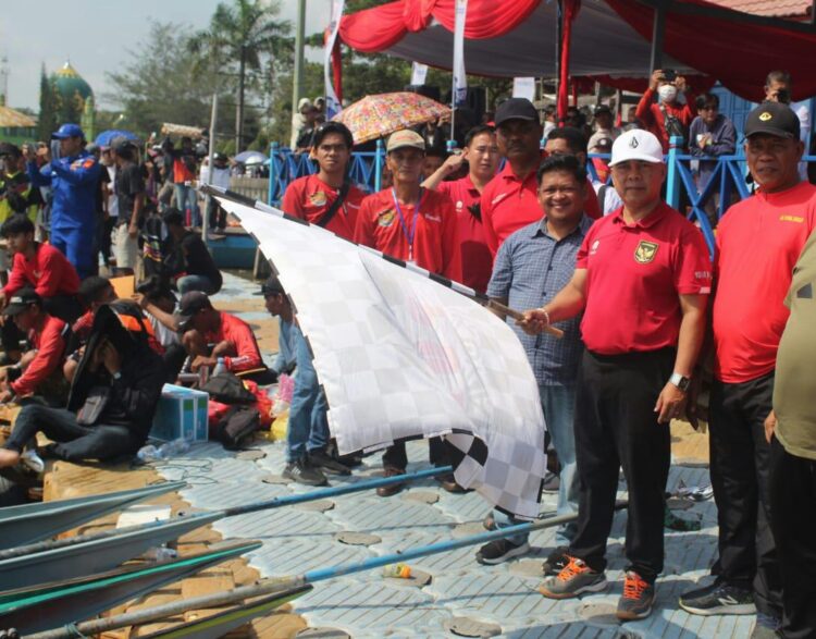 Aji Ali Husni Hadiri Pembukaan Lomba Balapan Ketinting Garapan POK Kukar