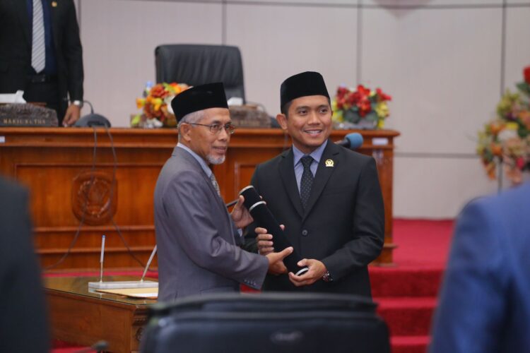 Adrofdita Resmi Gantikan Ma’ruf Effendy di PAW DPRD Bontang