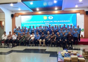 Edi Damansyah Kukuhkan Pengurus Forum Pelanggan PDAM di Kukar