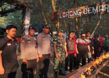 Festival Pesisir di Pantai Panrita Lopi Muara Badak Resmi Dibuka