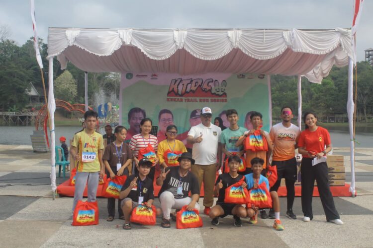 Diikuti Ratusan Peserta, Edi Damansyah Harap Kukar Trail Run Series Cetak Calon Atlet