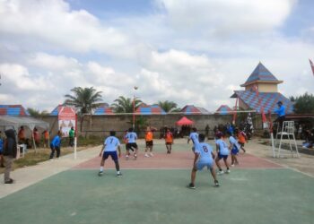 Kecamatan Tenggarong Adakan Turnamen Bola Voli antar Pelajar