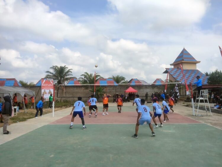 Kecamatan Tenggarong Adakan Turnamen Bola Voli antar Pelajar