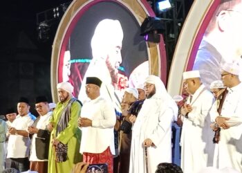 Ribuan Jamaah Hadiri Kegiatan Kutai Kartanegara Bersholawat Jilid 2