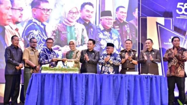 Ketua DPRD Kaltim Minta Tingkatkan Kualitas Layanan di HUT ke-58 Bank Kaltimtara