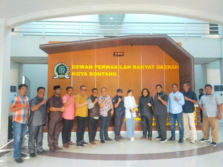 DPRD Bontang Terima Kunjungan Kerja DPRD Samarinda terkait Perda Penataan Pemakaman