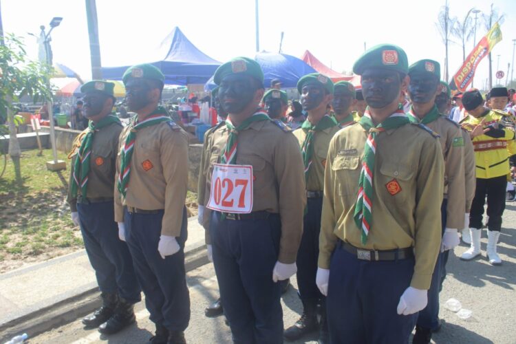 Dispora Kukar Adakan Lomba Gerak Jalan