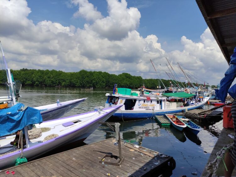 Kapal Ikan Luar Kota Masuk Bontang, Atos: Nelayan Lokal Keluhkan Antrian BBM