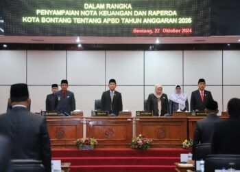 Nota Keuangan dan Raperda 2025 Disampaikan PJs Wali Kota dalam Rapat Paripurna