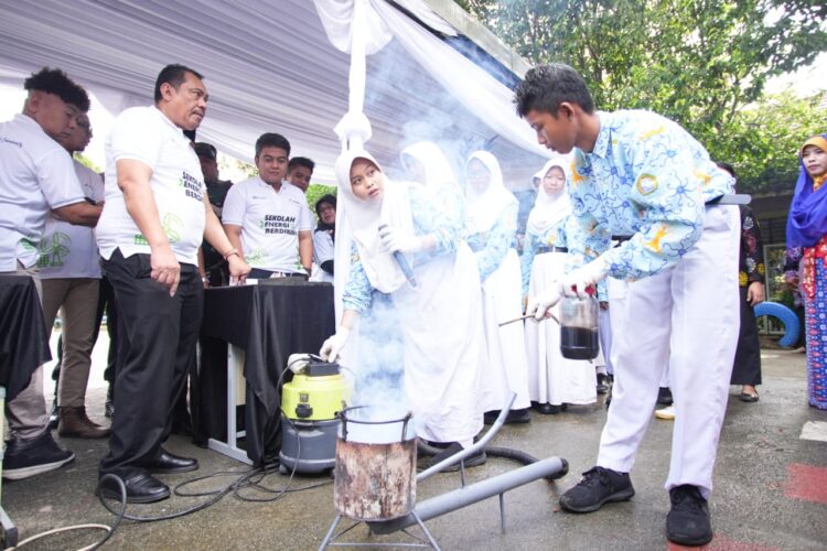 SMPN 5 Bontang Resmikan Program Sekolah Energi Berdikari