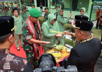 Sekda Kukar Sambut Kunjungan Silaturahmi Pangdam VI/Mulawarman di Makodim 0906