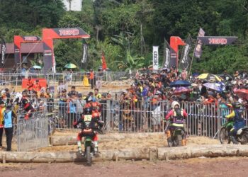 Bupati Kukar Lepas Peserta Trail Hardenduro Borneo 2025, Dorong Event Jadi Agenda Tahunan