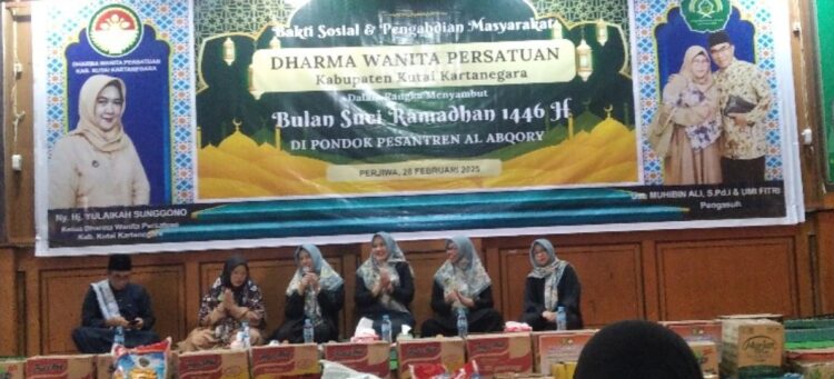 DWP Kukar Gelar Bakti Sosial di Ponpes Al Abqory, Berbagi dan Pererat Silaturahmi