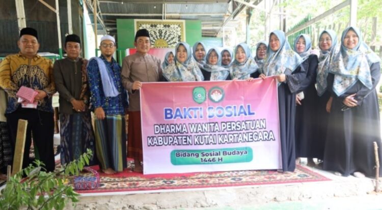 Dharma Wanita Persatuan Kukar Gelar Bakti Sosial Menyambut Ramadhan 1446 H
