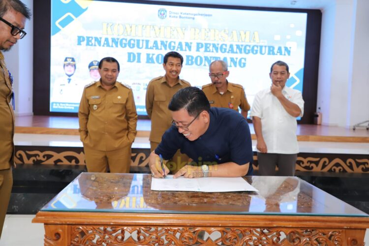 Pemkot Bontang Perkuat Komitmen Pemberdayaan Tenaga Kerja Lokal, 124 Perusahaan Tandatangani MoU