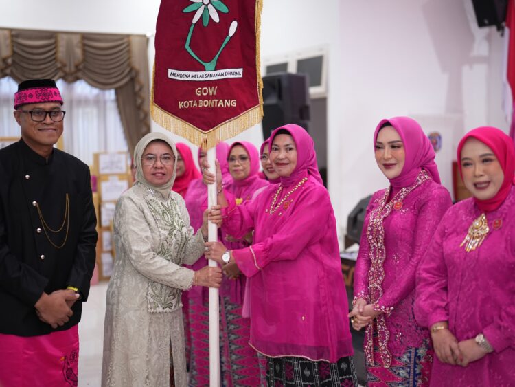 Peringati Hari Kartini 2025, Sekda Bontang Lantik Pengurus GOW Baru: Dorong Perempuan Jadi Agen Perubahan