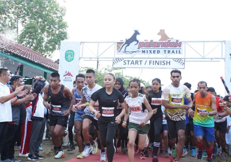 Firnadi Ikhsan Hadiri Pelandok Mixed Trail 2025 di Loa Raya