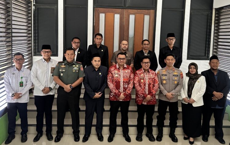 Hadiri Paripurna Istimewa Kukar, Reza Fachlevi Nilai Visi Bupati Baru Sejalan dengan Arah Pembangunan Provinsi