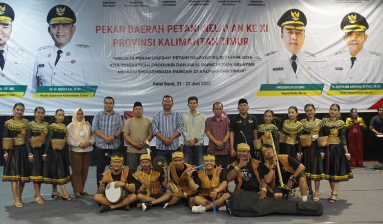 Festival Gita Nusantara Tunjukkan Kekayaan Budaya Kaltim, Ekti Imanuel: Ini Ruang Edukasi dan Bangga Daerah