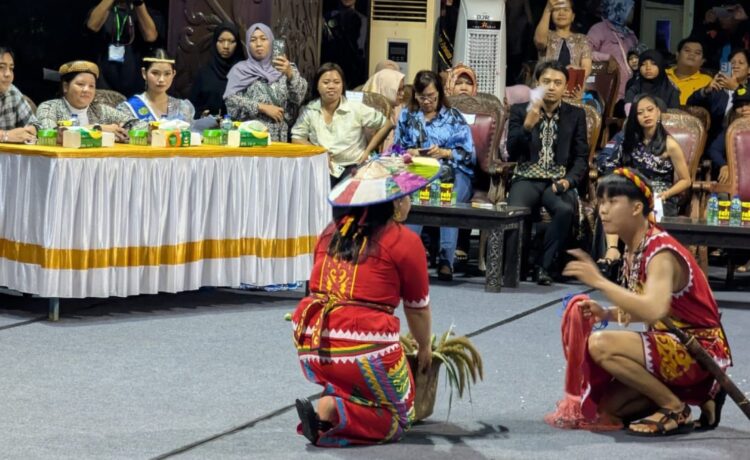 Pentas Seni dan Fashion Show PEDA XI KTNA, DPRD Kaltim Tekankan Sinergi Budaya dan UMKM Lokal