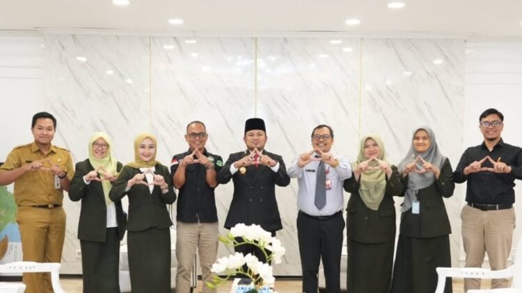 Kaltim Tuan Rumah Seminar Nasional Apkesmi, Gubernur Harum Tegaskan Komitmen Pelayanan Kesehatan Gratis