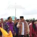 Wagub Seno Aji Disambut Meriah Saat Hadiri Penutupan PEDA Petani Nelayan di Kutai Barat