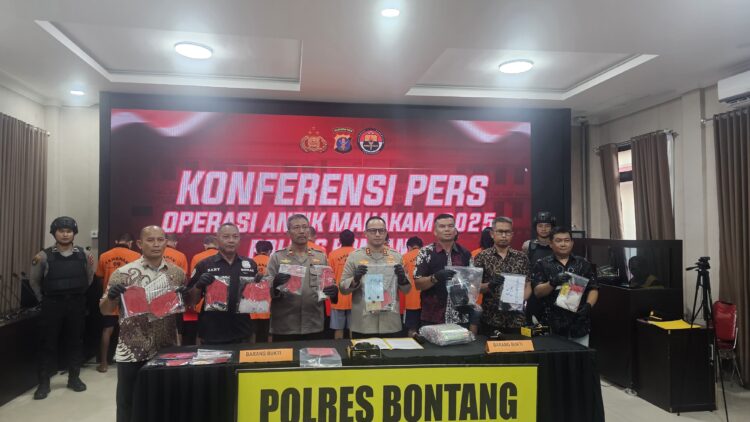 Polres Bontang Ungkap 8 Kasus Narkoba, Amankan 10 Tersangka dan Temukan Sabu 96,97 Gram