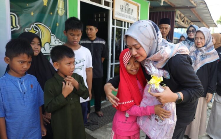 TP PKK Kukar Gelar Jumat Berbagi di Panti Asuhan Arrayyan Tenggarong
