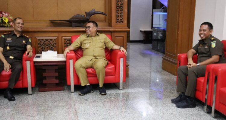 Bupati Kukar Terima Kunjungan Kajari Baru, Siap Perkuat Sinergi Penegakan Hukum