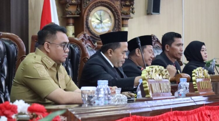 Bupati Kukar Hadiri Pelantikan Anggota DPRD PAW dari PDI-P