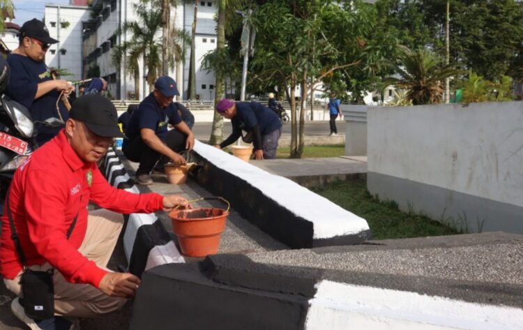 Pemkab Kukar Gelar Gotong Royong di Empat Zona Kota Tenggarong dan Tenggarong Seberang