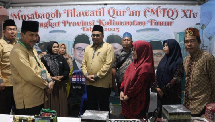 Bupati Kukar Beri Semangat Kafilah MTQ Sebelum Pembukaan Resmi
