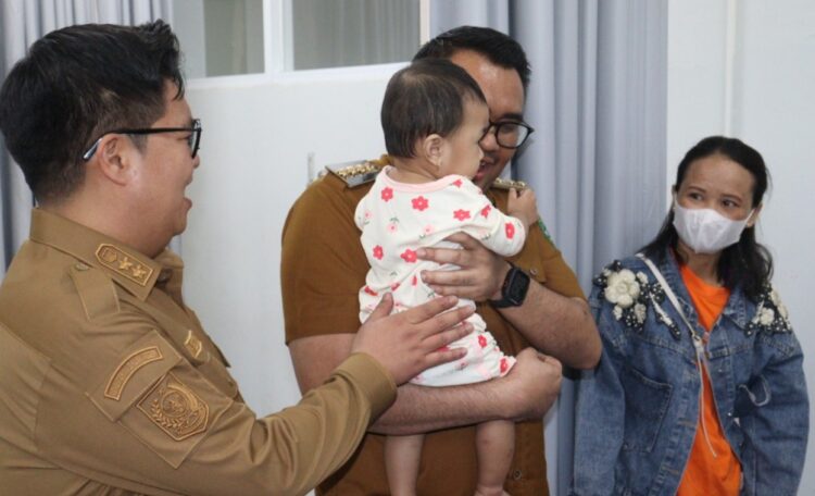 Bupati Kukar Pastikan Layanan KTP di RSUD AMP Berjalan Lancar