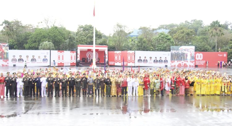 Upacara HUT ke-80 RI di BSCC Dome Balikpapan, DPRD Kaltim Ajak Masyarakat Jaga Persatuan