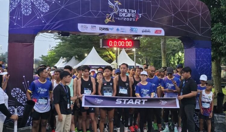 1.200 Peserta Meriahkan Kaltim Run Digifest 2025, QRIS Indonesia–Jepang Jadi Sorotan