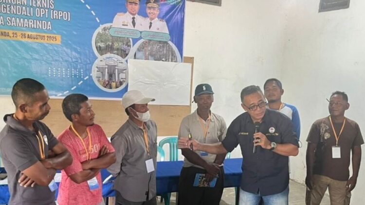 Disbun Kaltim Gelar Bimtek Regu Pengendali OPT, Petani Didorong Jadi Garda Terdepan Perlindungan Perkebunan