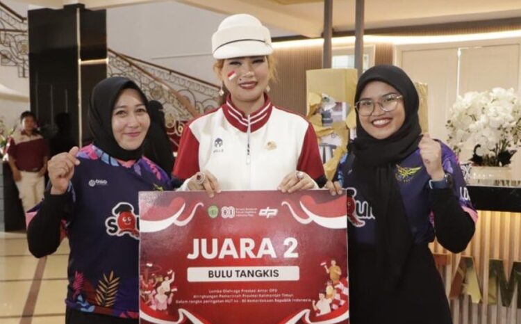 Gubernur Kaltim Serahkan Hadiah Kejuaraan Olahraga Tradisional HUT RI ke-80