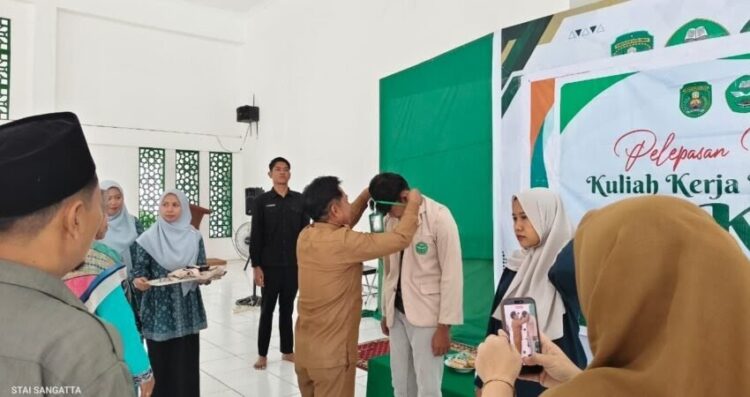 Lepas 145 Mahasiswa STAI Sangatta Ikuti KKL, Sudirman: Semoga Dapat Menambah Ilmu dan Jadi Penerus Bangsa