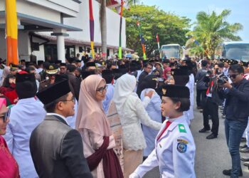 DPRD Bontang Dukung Rencana Reward Kampung Inggris bagi Paskibraka
